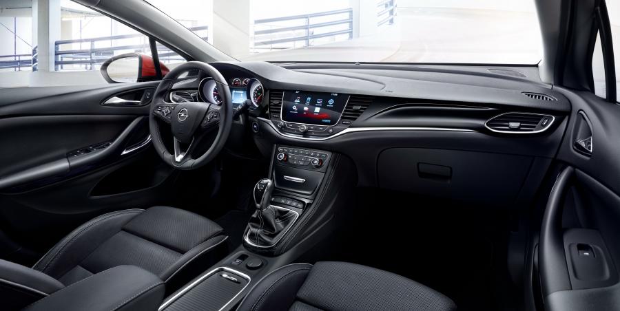  Opel Astra 2015 года  (фото 21 из 35)